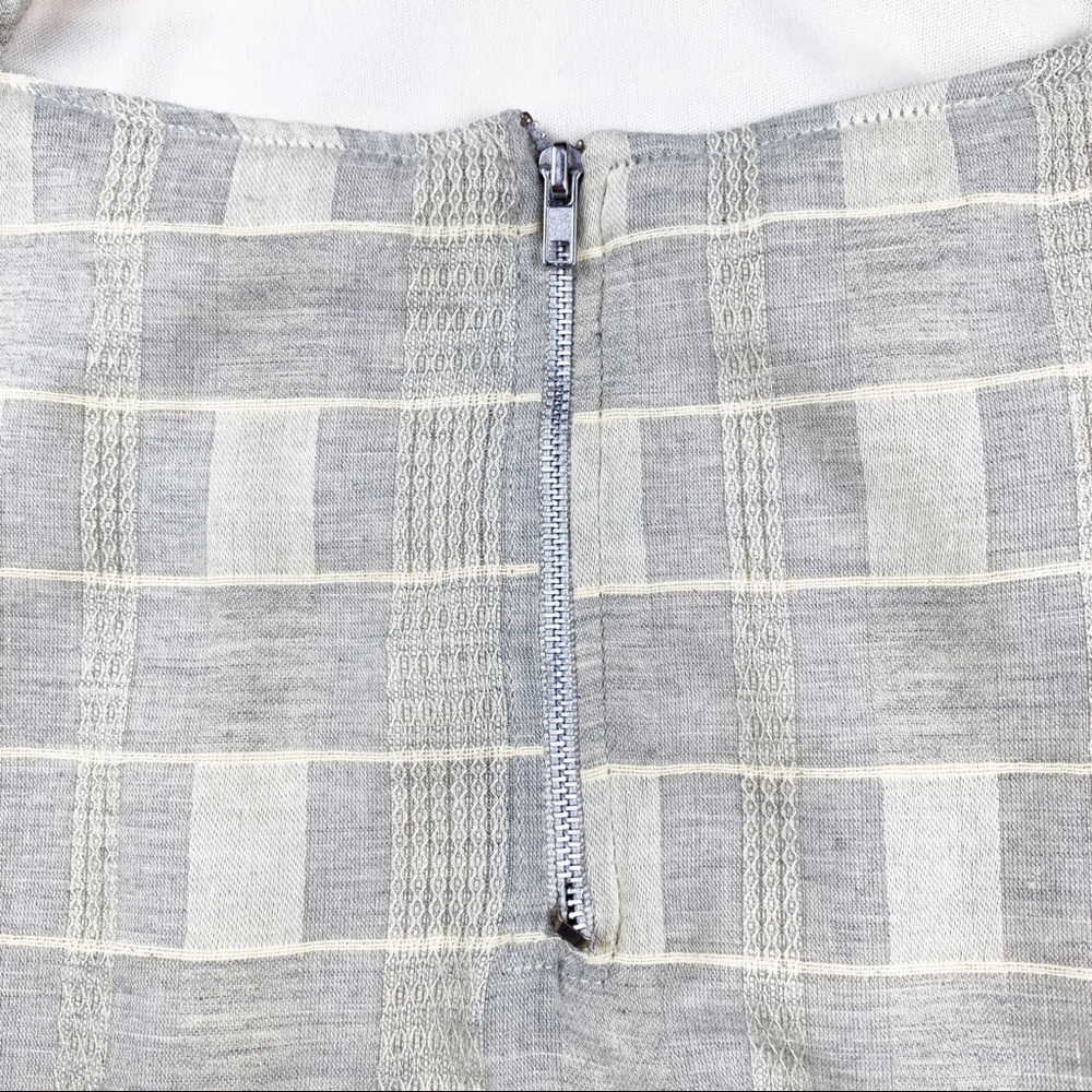 Cut-out Back Cotton Cream Gray Checked Dress Flare - Picture 8 of 9